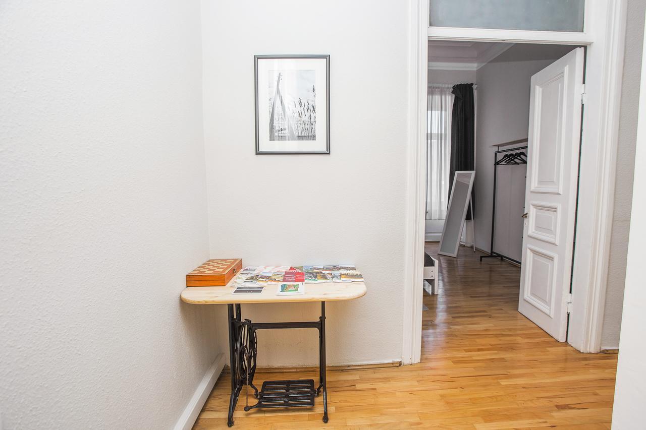 Charming 2Br Apartment In Old Tbilisi - By Wehost Тбилиси Екстериор снимка