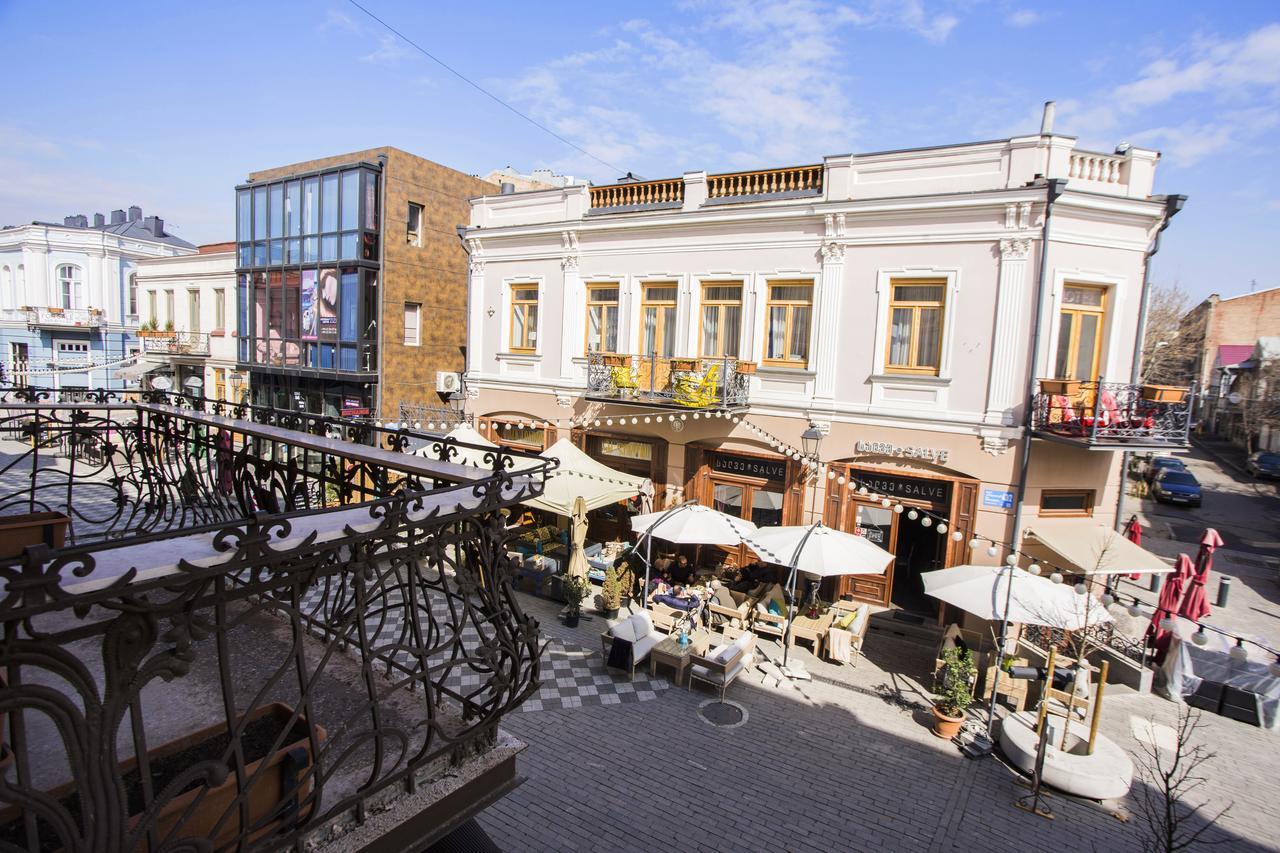 Charming 2Br Apartment In Old Tbilisi - By Wehost Тбилиси Екстериор снимка